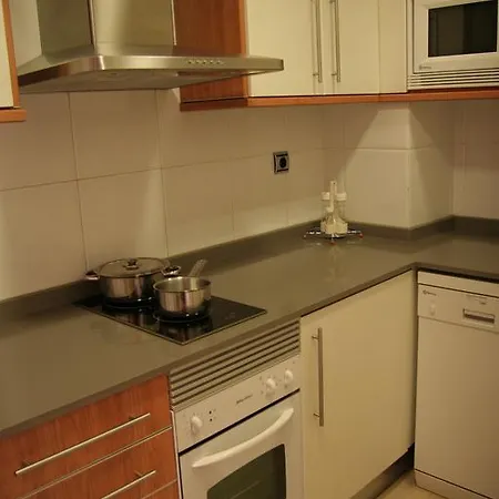 Aparthotel Arago565