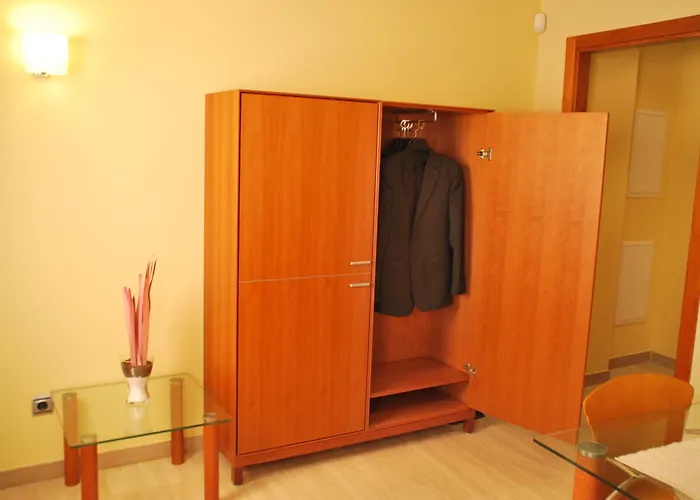 شقة Arago565